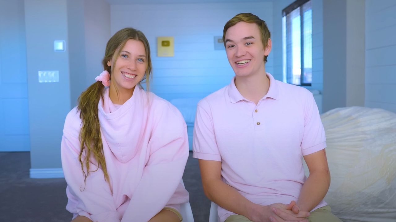 Pink Shirt Couple Broke Up Story Behind Their Shocking Split