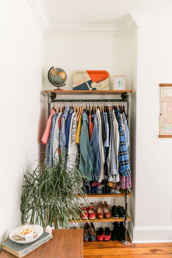 Best Hanging Rod in a Storage Unit Options for Small Space Storage