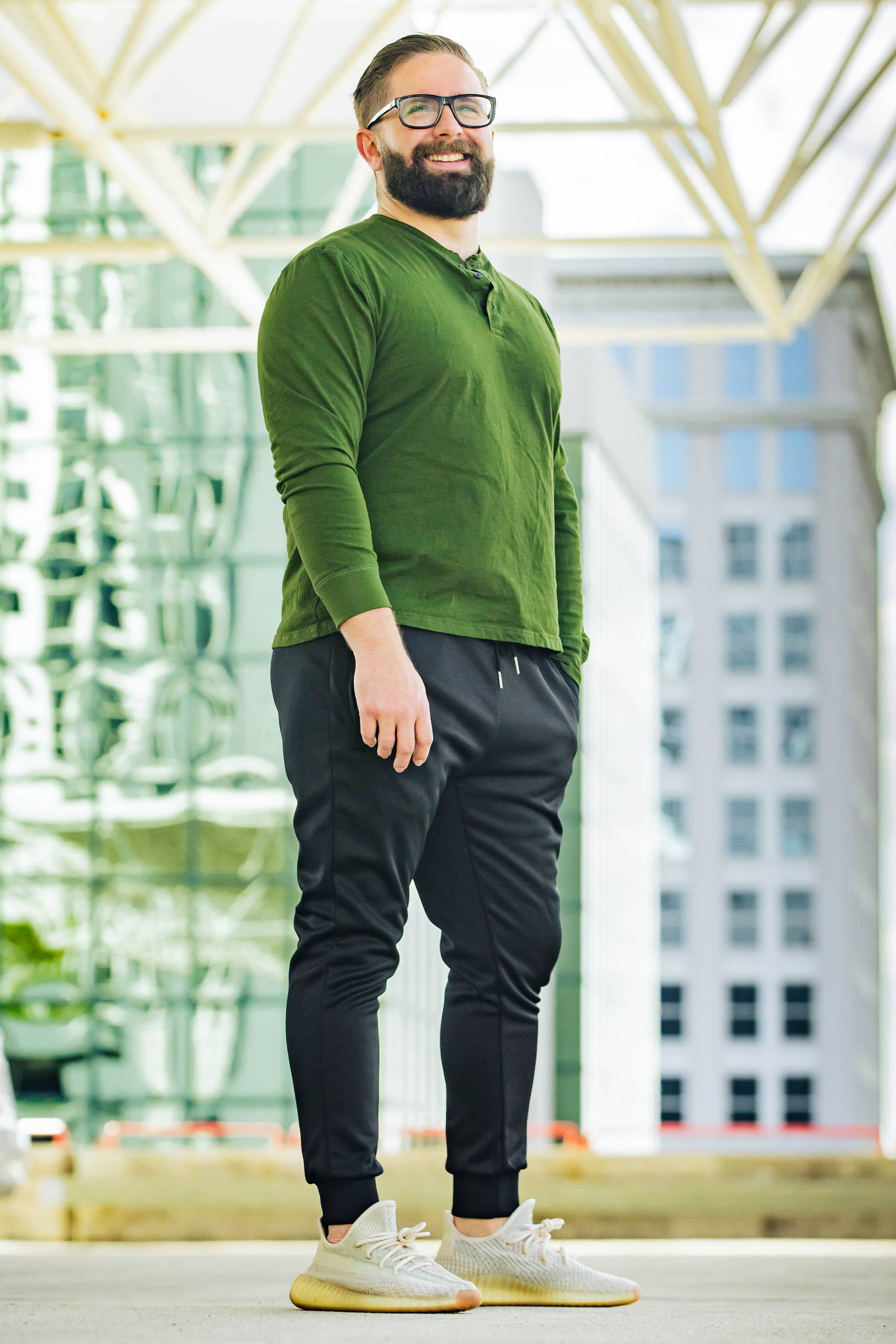 Guys Wearing Sweatpants Fashion Tips? 5 Cool Ways to Style Them!