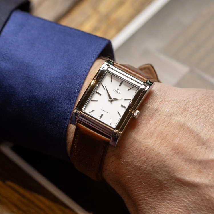 square watches seiko how to choose? (tips for best models and styles)